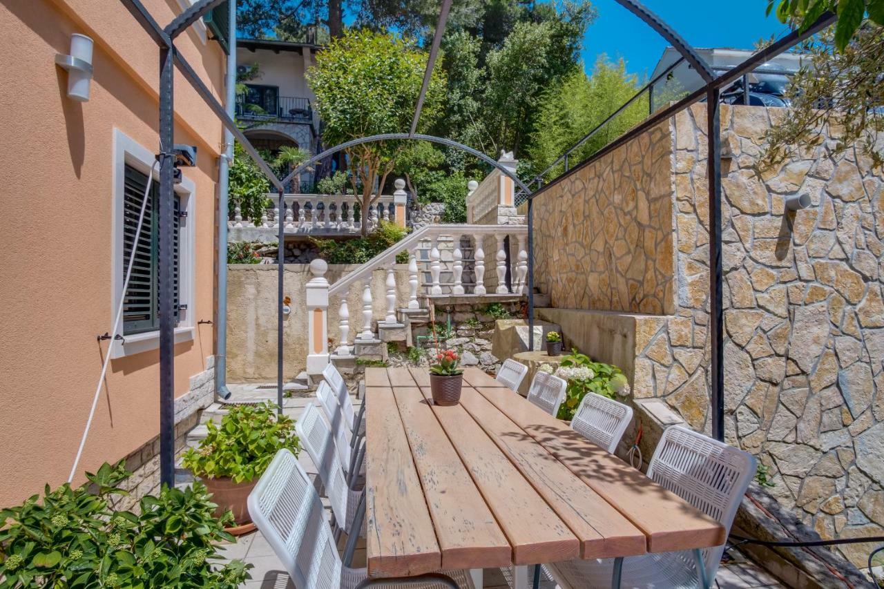 Villa Magnolia Mali Lošinj Exterior foto